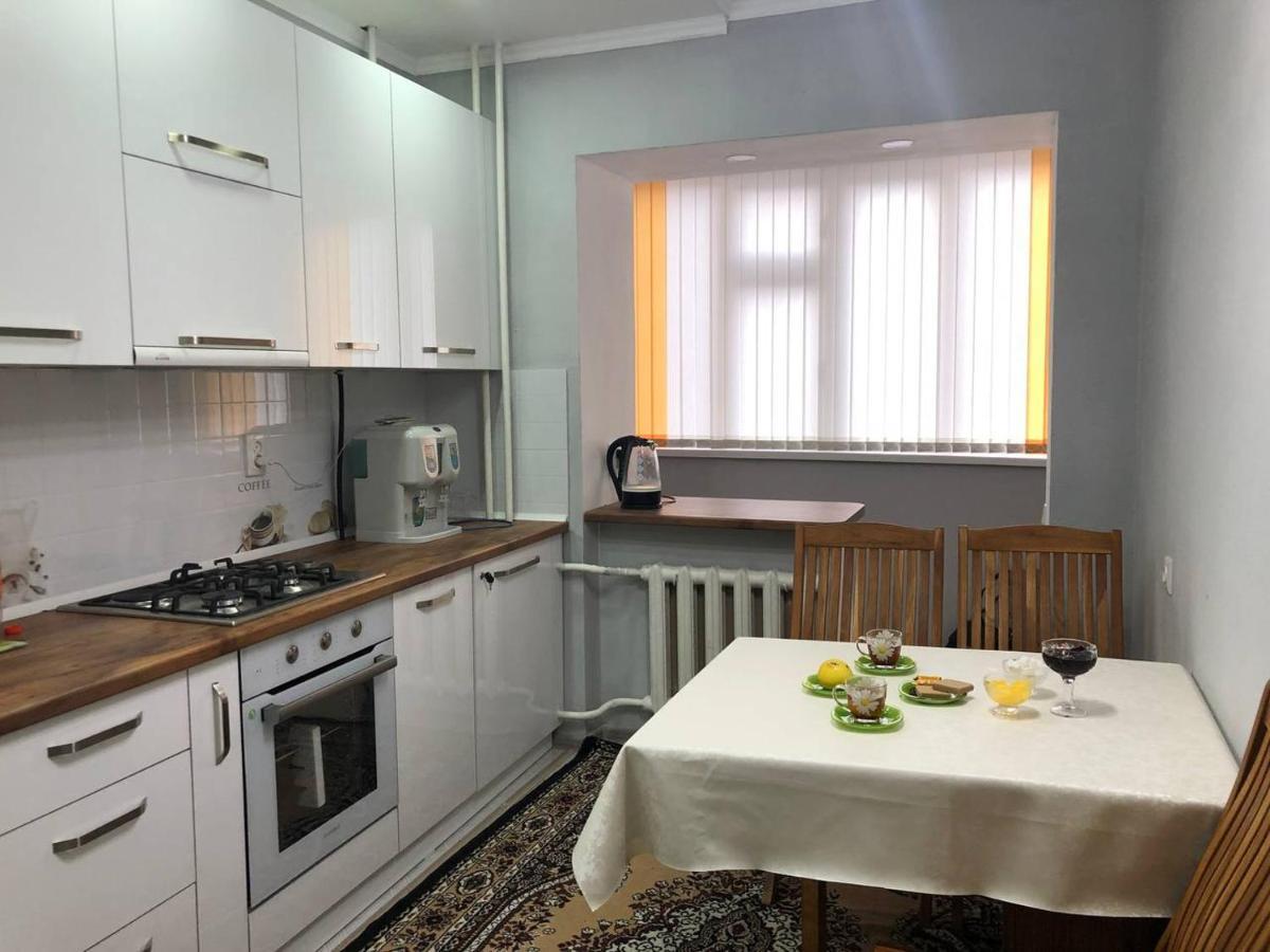 Downtown Homestay Bishkek Exterior foto