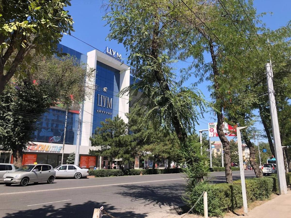 Downtown Homestay Bishkek Exterior foto